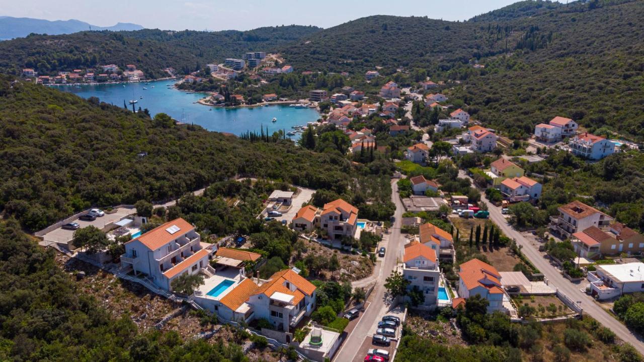 Villa Castello Zrnovo Zewnętrze zdjęcie