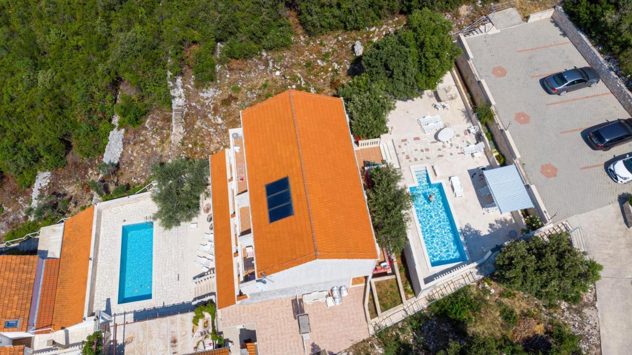 Villa Castello Zrnovo Zewnętrze zdjęcie