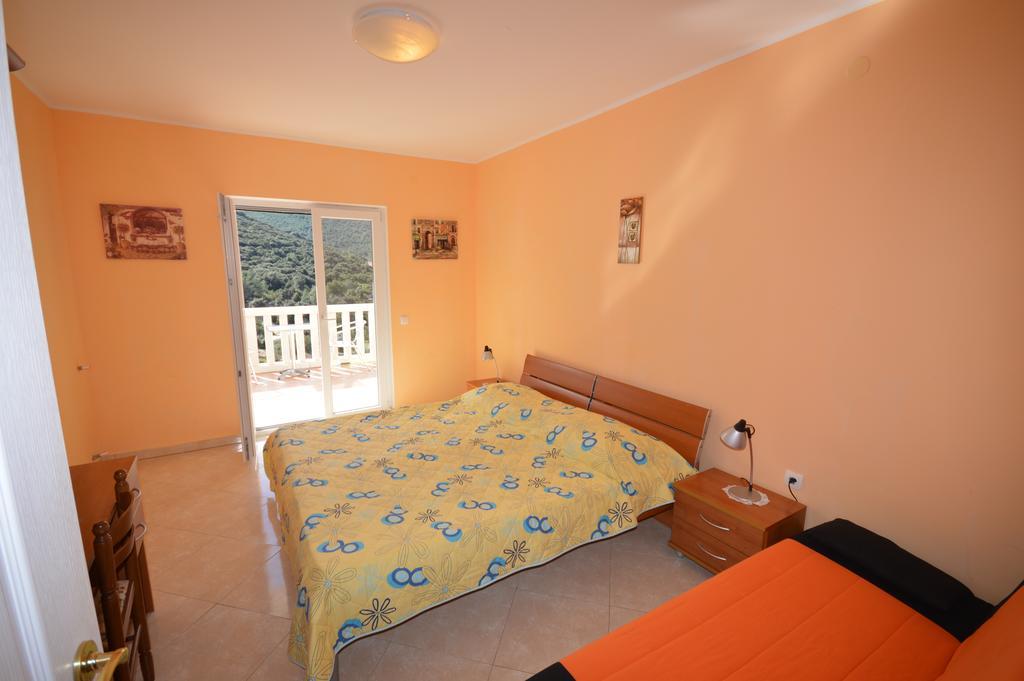 Villa Castello Zrnovo Zewnętrze zdjęcie
