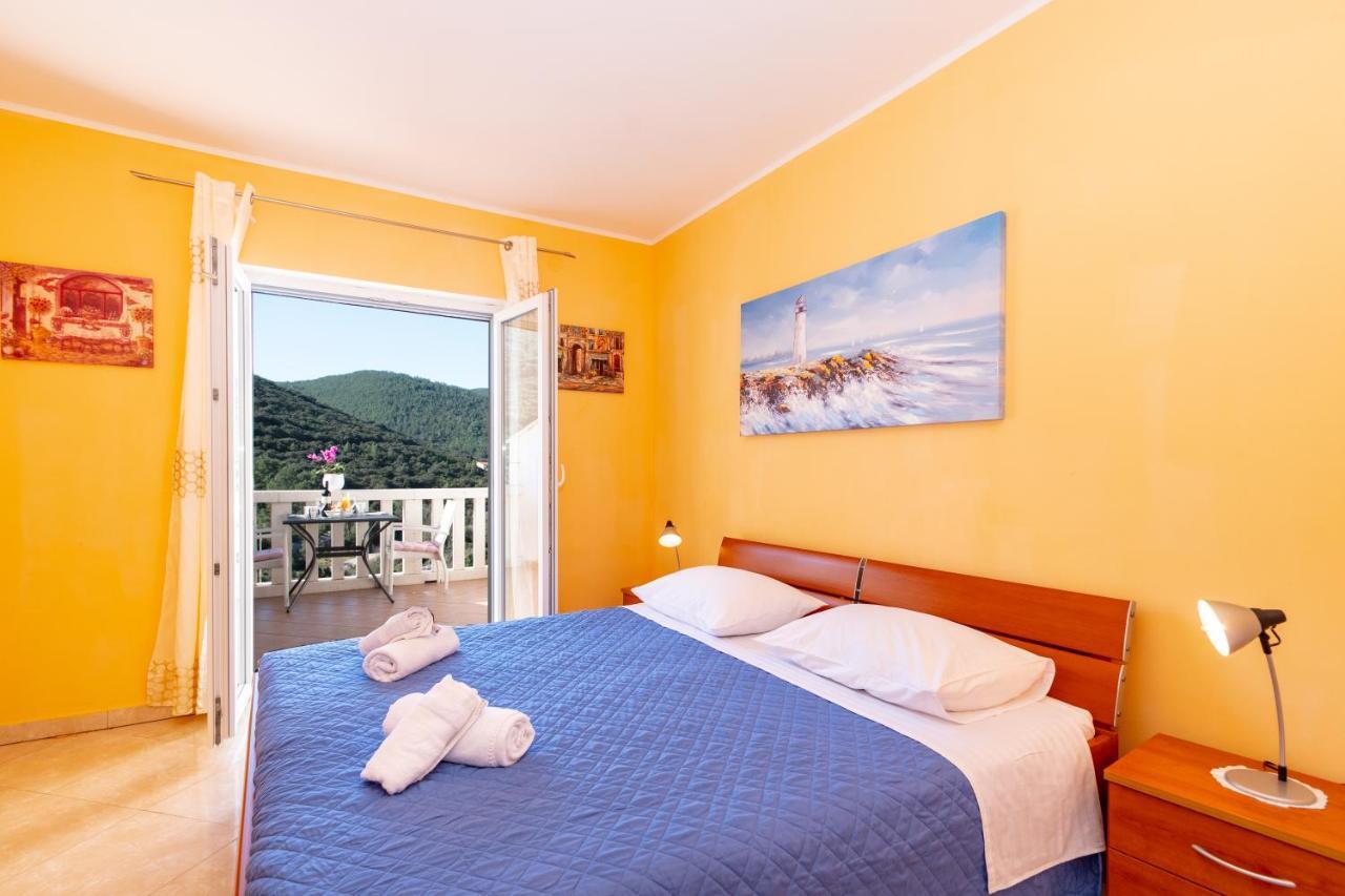 Villa Castello Zrnovo Zewnętrze zdjęcie