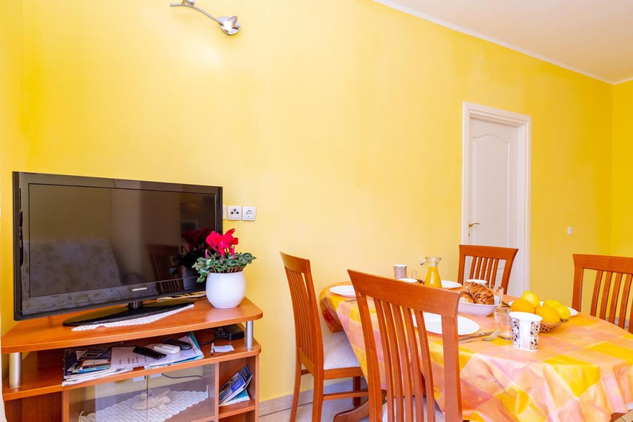 Villa Castello Zrnovo Zewnętrze zdjęcie